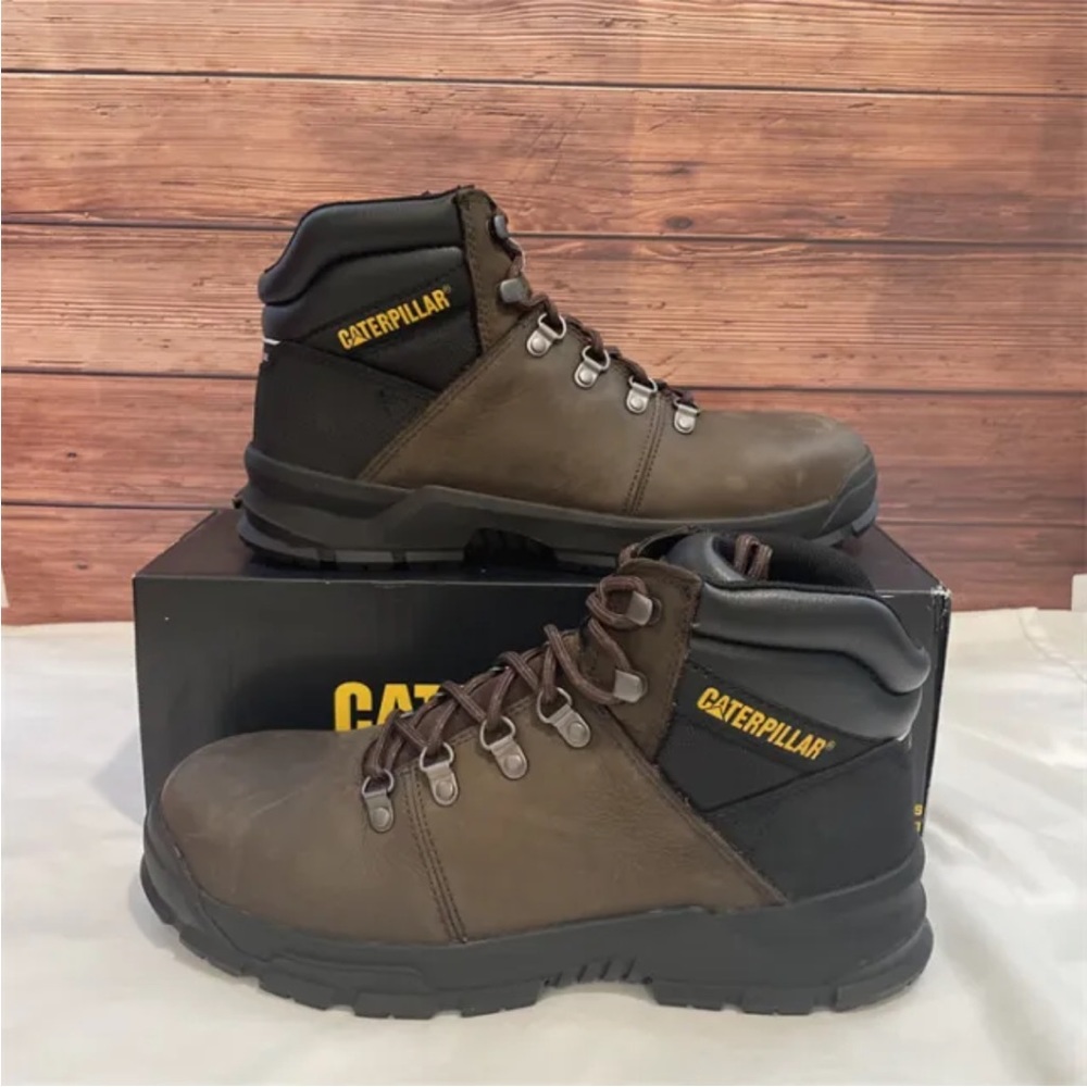 CAT mens Steal Toe work boots P91266 Size 12&13 available